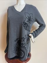 Desigual Gray V-Neck Long Sleeve Floral tee Photo 0