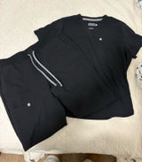 Fabletics Scrub Set Black Photo 0