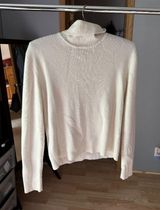 Thrifted Turtleneck Knit Sweater Photo 0