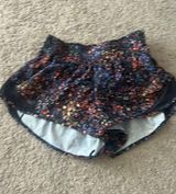 Lululemon pattern shorts  Photo 0