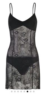 Dress Photo 0
