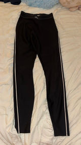 Alo Yoga Airlift High-Waisted Suit-Up Leggings Photo 0