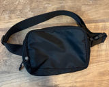 black fanny pack/belt bag Photo 0