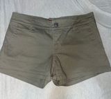 Low Rise Shorts Photo 0