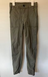American Eagle Cargo Joggers Photo 0