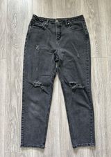 High-Rise Mom Jeans in Black Size 12 Photo 0