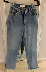 Abercrombie Curve Love 90s Straight Ultra High-Rise Photo 0