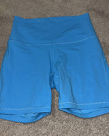 Lululemon Align High-Rise Shorts 6" Photo 0