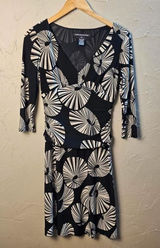  Black and White Patterned Dress with 3/4 Sleeves Photo 0