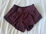 Lululemon Hotty Hot 2.5" Photo 0