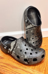 Authentic NEW Crocs Classic Veil Camo Tac Black Men Clog 209359-001 Sz M12 Photo 0