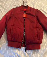 Maroon guess bomber jacket  Photo 0