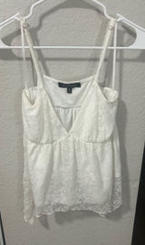White Flowy Tank Size M Photo 0