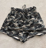 Endless Rose Camo Shorts Photo 0