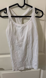 Lululemon Tank Photo 0