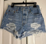 Levi’s 501 Shorts Photo 0