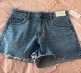 Abercrombie The A-Line Short Mid Rise 30 Photo 0