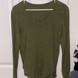 Green lulu long sleeve Photo 0