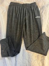 Joggers Photo 0