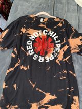 red hot chili peppers Distressed Tee Size XL Photo 0