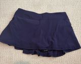 Lululemon skirt size 8 Photo 0