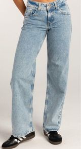 Levi’s Superloose Lowrise Jeans Photo 0
