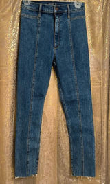 Abercrombie & Fitch Utra High Rise Super Skinny Ankle Center Seam Jeans 4/27 Photo 0