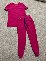 FIGS Scrub Set Women’s Photo 0