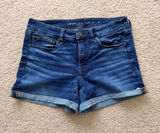 American Eagle Outfitters Dark Blue Denim Rolled-Hem Women's Shorts Photo 0