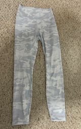 Lululemon Leggings White Camo 25" Photo 0