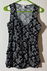 White House Black Market Size XS Scoop Neck Black White Tribal Southwestern Top Photo 0