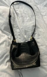 Black Bucket Bag Photo 0