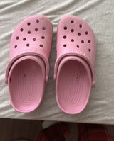 Crocs Pink Women’s 6 Photo 0