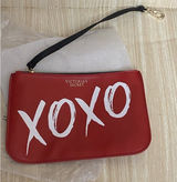 Red Victoria's Secret XOXO Hugs And Kisses- Wristlet‎ makeup Bag-8W-6H-NEW! Photo 0