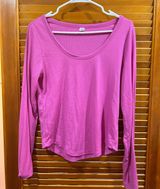 Long Sleeve Athletic Shirt Photo 0
