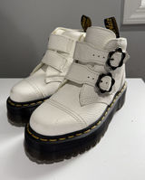 Dr. Martens Women's Devon Flower Leather Platform Boots -‎ White Milled Sz 5 Photo 0