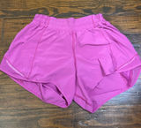 Lululemon Hotty Hot 4" Photo 0