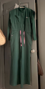 FIGS Scrubs Set Photo 0