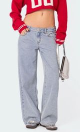 Low Rise Jeans Photo 0