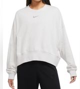 Nike Essentials Oversized Fleece Crew Sweater Photo 0