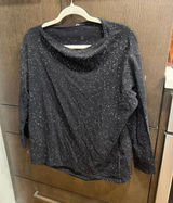 Lululemon‎ black speckled back in action long sleeve women's 10 Photo 0