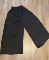 SHEIN Medium Black Wide Leg Elastic Waist Pants Photo 0
