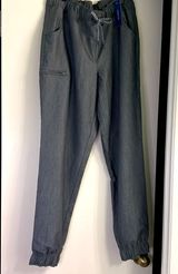 Jaanuu 5 pocket cargo jogger scrub pants NWT Size M Photo 0