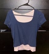 Riley Daisy Pink and Navy Blue Top Size L Photo 0