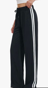 Black and white stripped track pants Photo 0