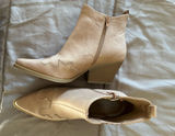 New bots Tan Size 7 Photo 0