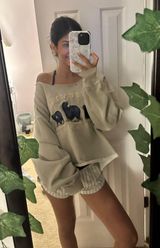 Brandy Melville Sweatshirt Photo 0