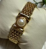 Vintage faux pearl popcorn chain magnetic closure gold tone bracelet Photo 0
