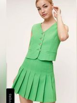Nasty gal fitted Vibrant Green Pleated tennis skirt size 10 Photo 0