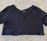 cropped black top off the shoulder Photo 0